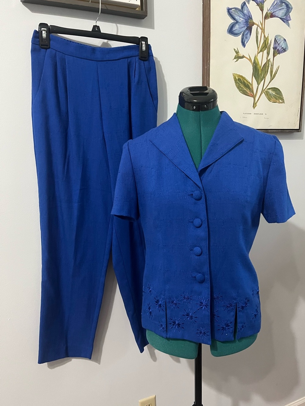 VTG Blue Koret suit size 6P